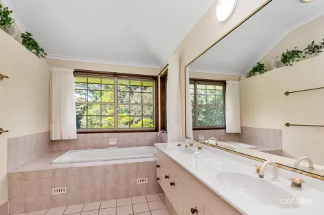 Property photo of 100 Federal Drive Eureka NSW 2480