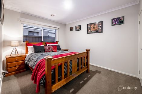 Property photo of 22 Mermaid Grove Lyndhurst VIC 3975