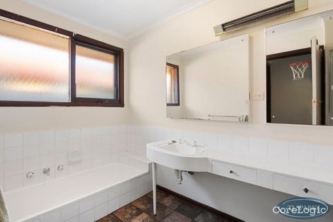 Property photo of 3 Gregory Avenue Frankston South VIC 3199