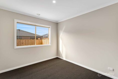 Property photo of 8 Kakadu Drive Wyndham Vale VIC 3024