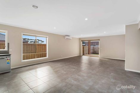 Property photo of 8 Kakadu Drive Wyndham Vale VIC 3024