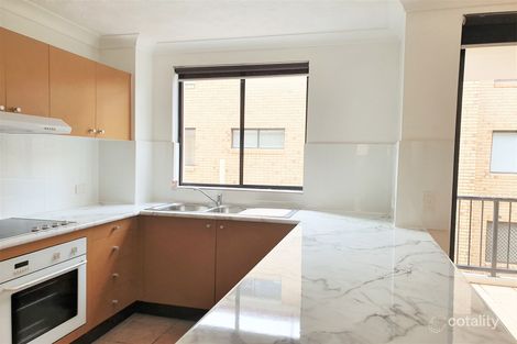 Property photo of 4/15 Britannia Avenue Broadbeach QLD 4218