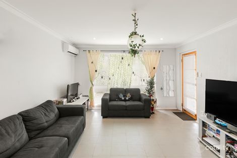 20/10 Hefron St, Rockingham, WA 6168