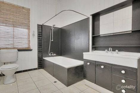 Property photo of 146 Fairfield Road Fairfield QLD 4103