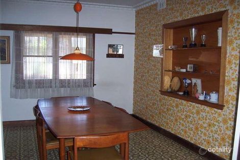 Property photo of 6 Fulham Grove Reservoir VIC 3073