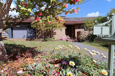 Property photo of 1 Kelso Place Wantirna VIC 3152