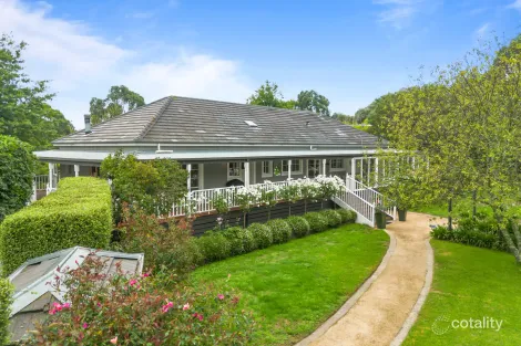 Property photo of 44 Melbourne Road Gisborne VIC 3437