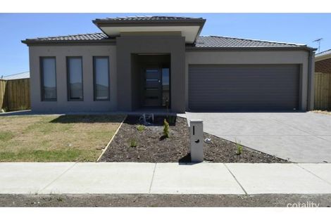 Property photo of 154 Mountainview Boulevard Cranbourne North VIC 3977