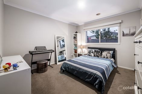 Property photo of 22 Mermaid Grove Lyndhurst VIC 3975