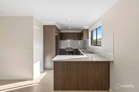 Property photo of 24 Kangaroo Paw Drive Leopold VIC 3224