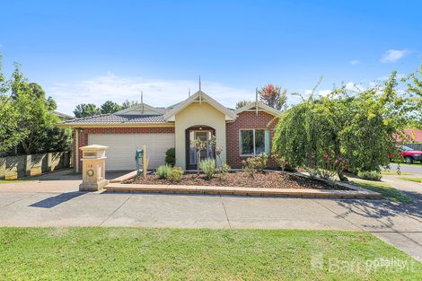 Property photo of 13 Rivendale Crescent Drouin VIC 3818