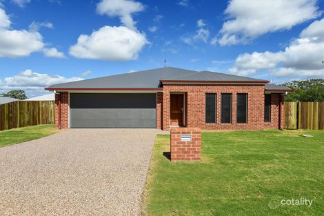 Property photo of 100 Sanctuary Drive Cranley QLD 4350