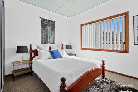 Property photo of 92 Osborne Parade Warilla NSW 2528