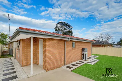 16 Kirsty Cres, Hassall Grove, NSW 2761
