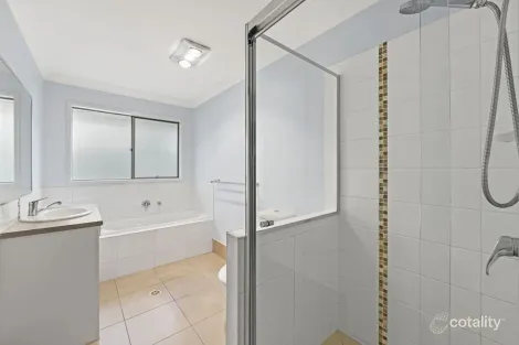 Property photo of 477 Gainsborough Drive Pimpama QLD 4209