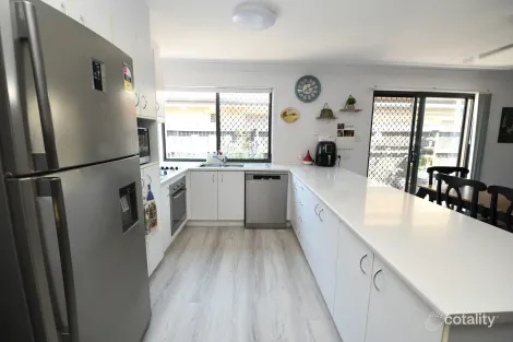 Property photo of 1/20 Harrier Place Lowood QLD 4311