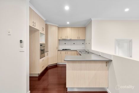 Property photo of 2/32 Doeberl Place Karabar NSW 2620