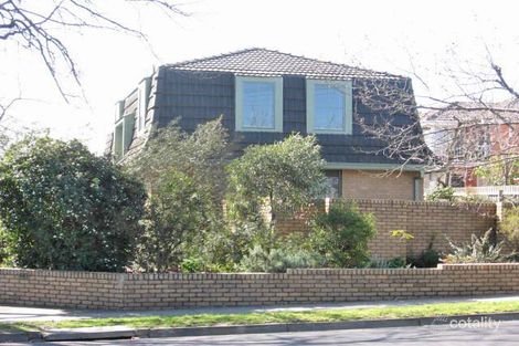 2/683 Riversdale Rd, Camberwell, VIC 3124