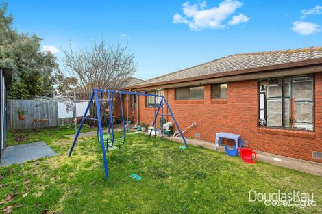 Property photo of 2/2-4 Lincoln Street Sunshine North VIC 3020