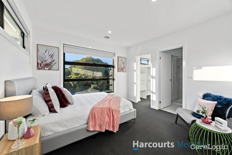 Property photo of 1/96 Whitelaw Street Reservoir VIC 3073