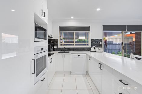 Property photo of 17/400 Pine Ridge Road Coombabah QLD 4216