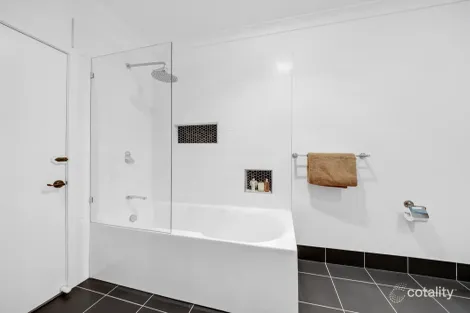 Property photo of 14 Wilpowell Street Oxley QLD 4075