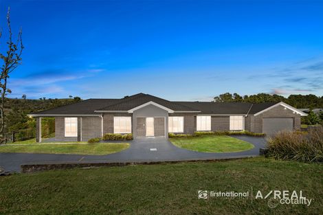 38 Sir Leo Curtis Dr, Wandong, VIC 3758