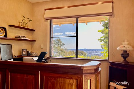 Property photo of 3 Maxine Court Lesmurdie WA 6076