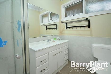 Property photo of 1/590 Blackburn Road Glen Waverley VIC 3150
