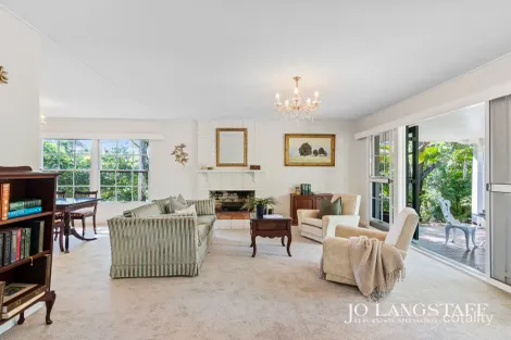 Property photo of 5 Jedburgh Street Kenmore QLD 4069