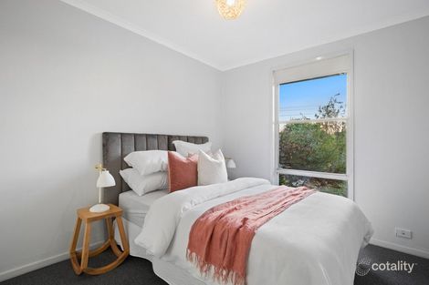 Property photo of 5 Cormorant Crescent Werribee VIC 3030