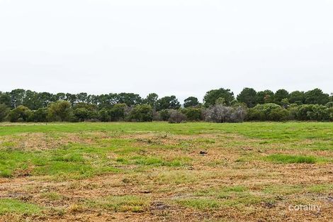 15 Brentwood Rd, Wattle Grove, WA 6107