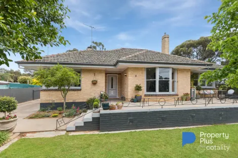 8 Clifton St, Charlton, VIC 3525