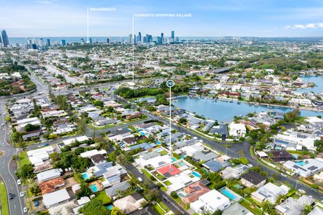 Property photo of 38 Coogeen Street Bundall QLD 4217