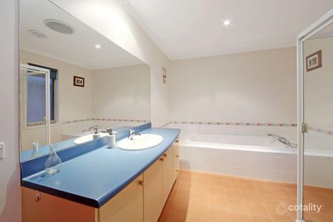 Property photo of 6 Webb Court Rowville VIC 3178
