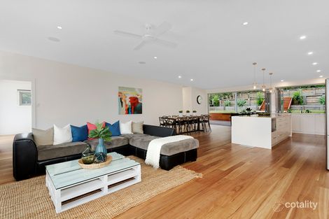 Property photo of 32 Powderworks Road North Narrabeen NSW 2101