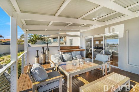 Property photo of 23 Robin Avenue Sorrento WA 6020