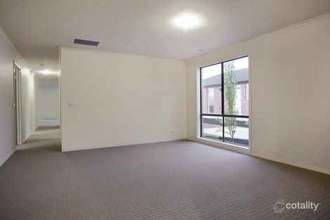 Property photo of 36 Highvale Crescent Berwick VIC 3806