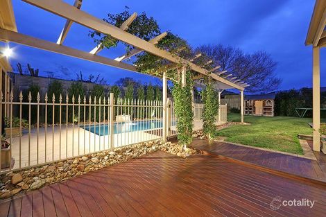 Property photo of 15 Brooklyn Bay Close Rowville VIC 3178