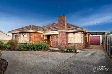 Property photo of 99 Roslyn Road Belmont VIC 3216