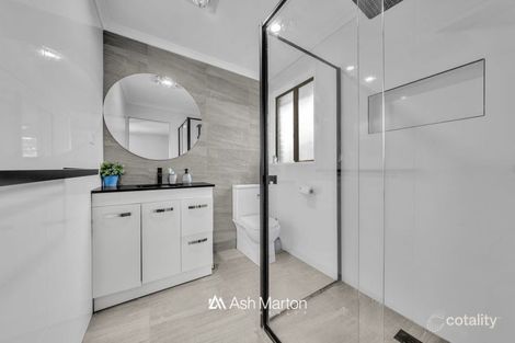 Property photo of 69 Rangeview Drive Skye VIC 3977