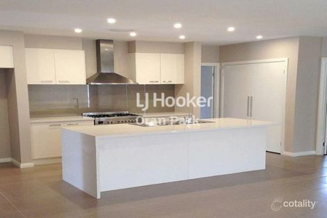 8 Skaife St, Oran Park, NSW 2570