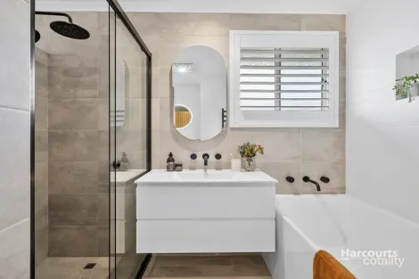 Property photo of 5 Pindos Drive Tranmere TAS 7018