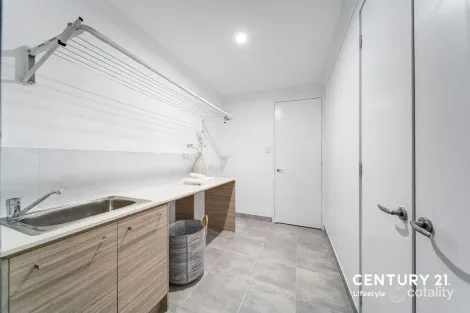 Property photo of 46 Stone Crescent Baringa QLD 4551