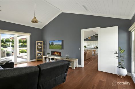 Property photo of 19 Windsor Crescent Moss Vale NSW 2577
