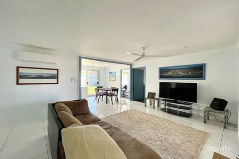Property photo of 7 Elliot Court Eli Waters QLD 4655