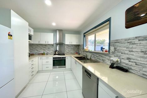 Property photo of 7 Elliot Court Eli Waters QLD 4655