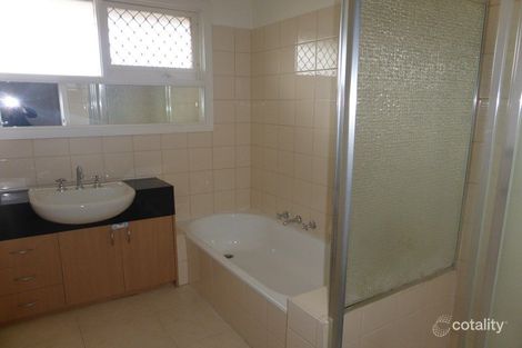 Property photo of 3/47 Boldrewood Parade Reservoir VIC 3073