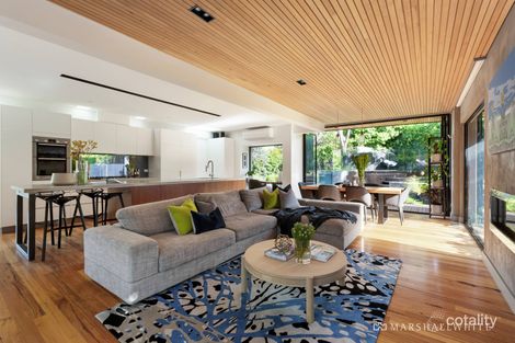 Property photo of 1 Banff Court Balwyn VIC 3103