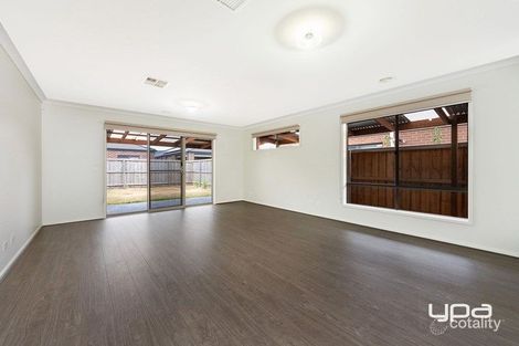 Property photo of 30 Jardine Drive Fraser Rise VIC 3336